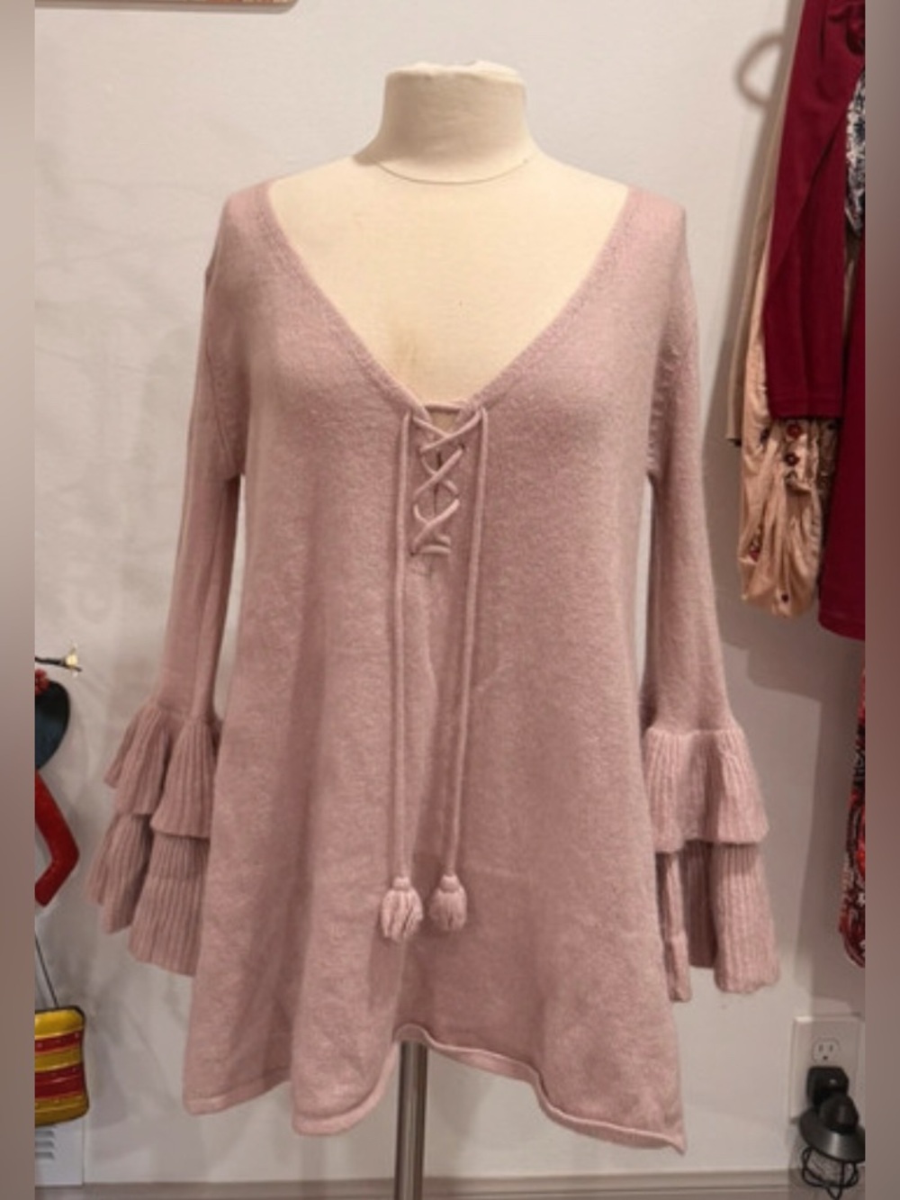POL Blush Pink V-Neck Lace-Up Bell Sleeve Sweater super soft size M